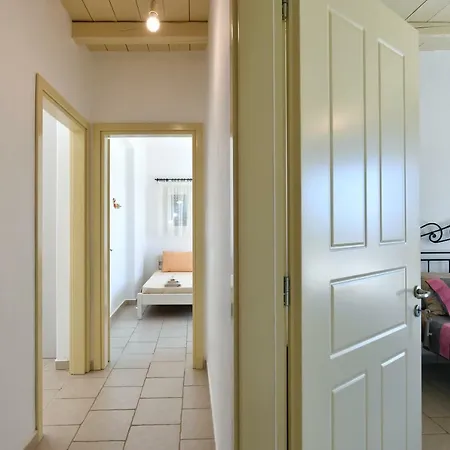 Sophia * Aliki (Paros)
